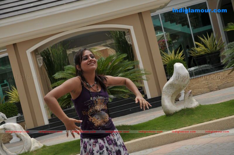 Aksha Actress hd photo