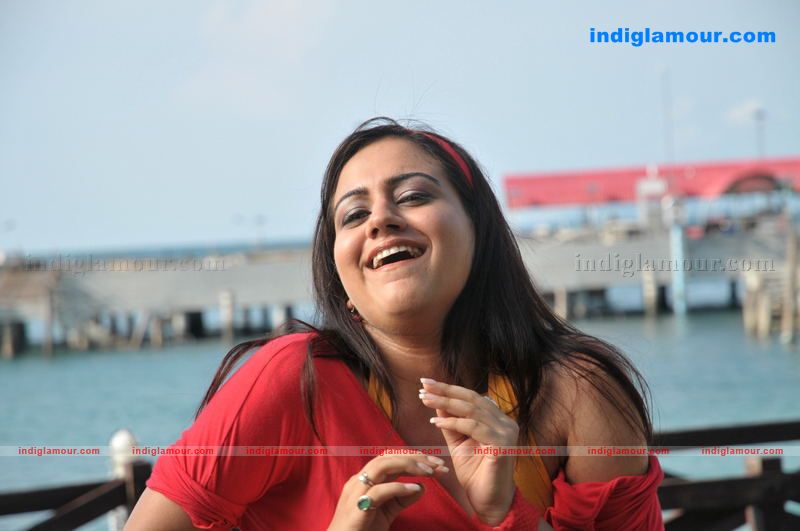 Aksha Actress hd photo