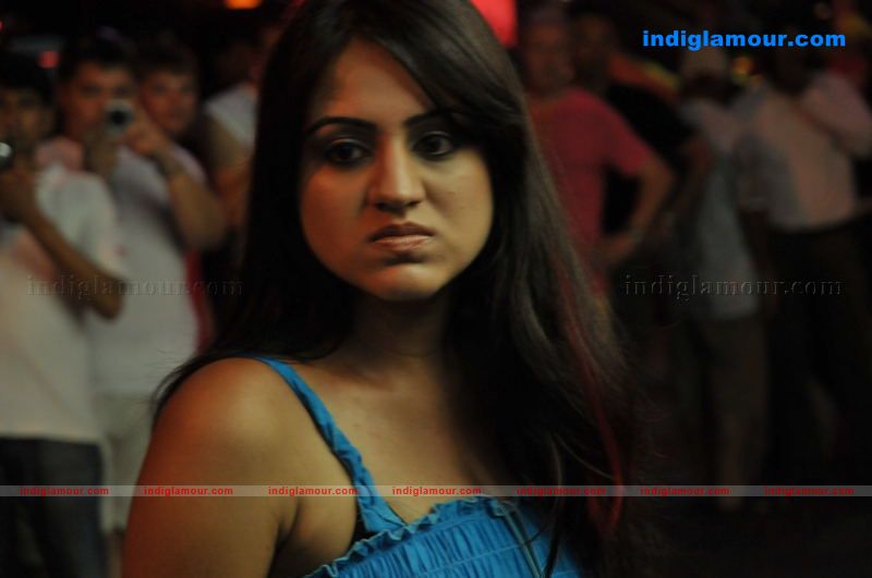 Aksha Actress hd photo