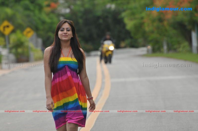 Aksha Actress hd photo