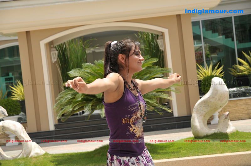 Aksha Actress hd photo