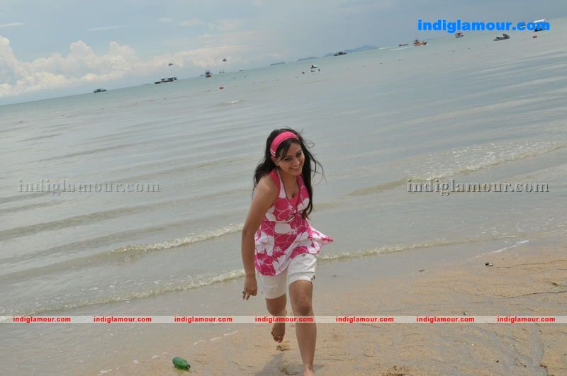 Aksha Actress hd photo