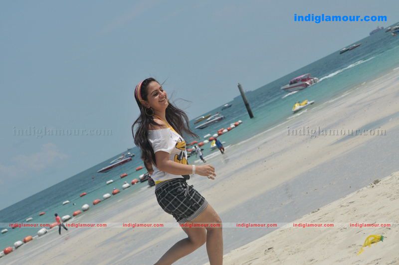 Aksha Actress hd photo
