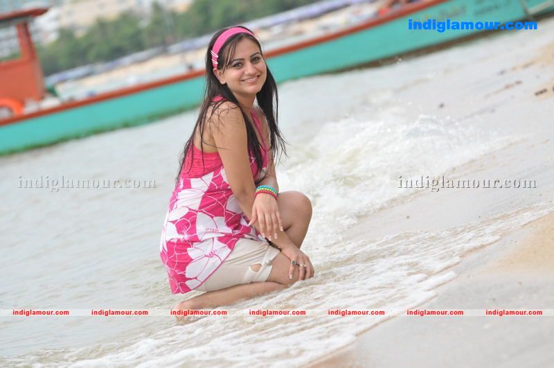 Aksha Actress hd photo