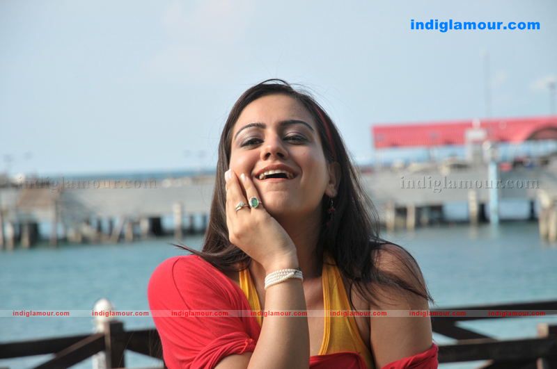 Aksha Actress hd photo