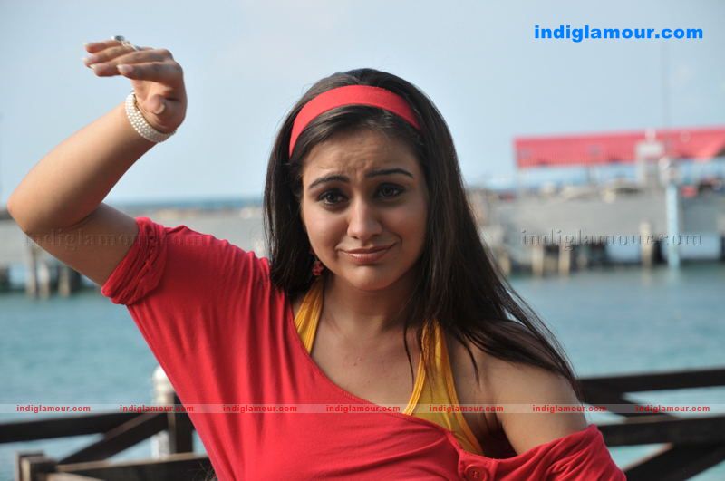 Aksha Actress hd photo