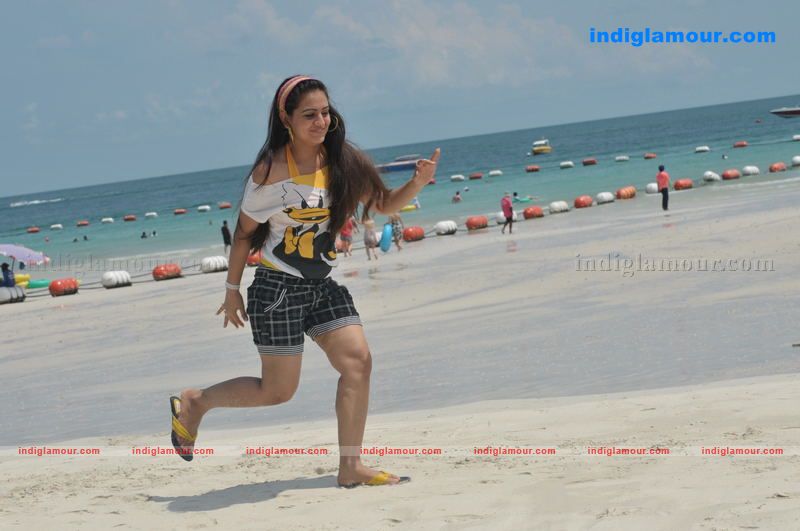 Aksha Actress hd photo