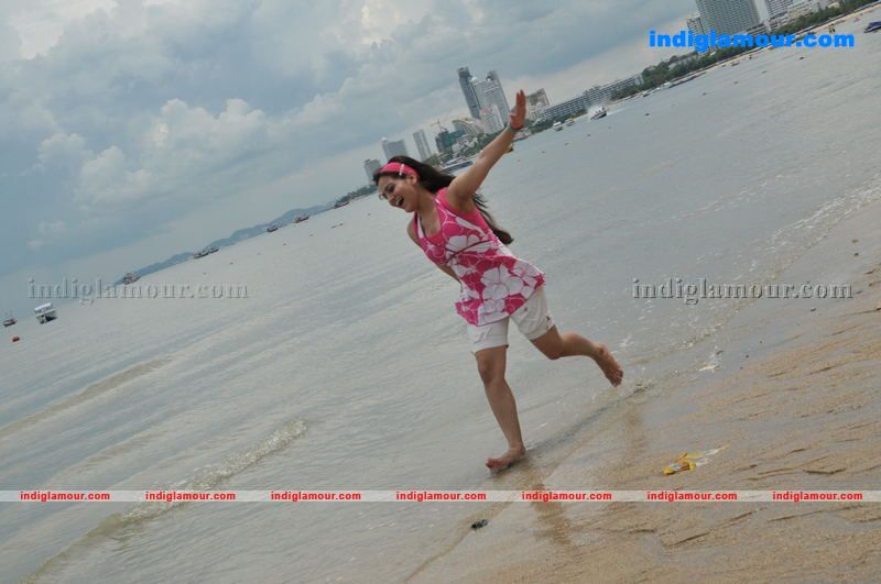 Aksha Actress hd photo
