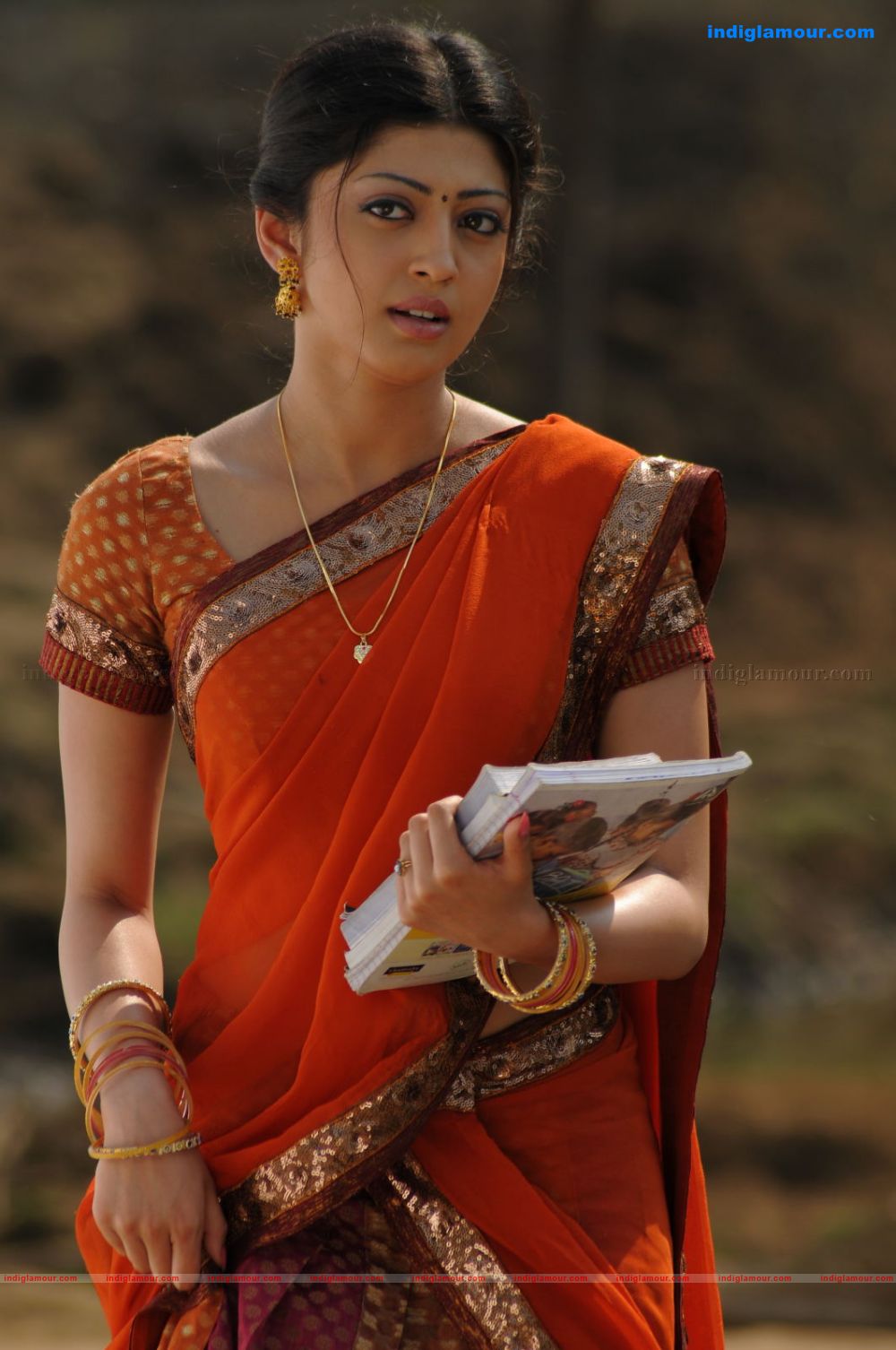 Pranitha Actress hd photo
