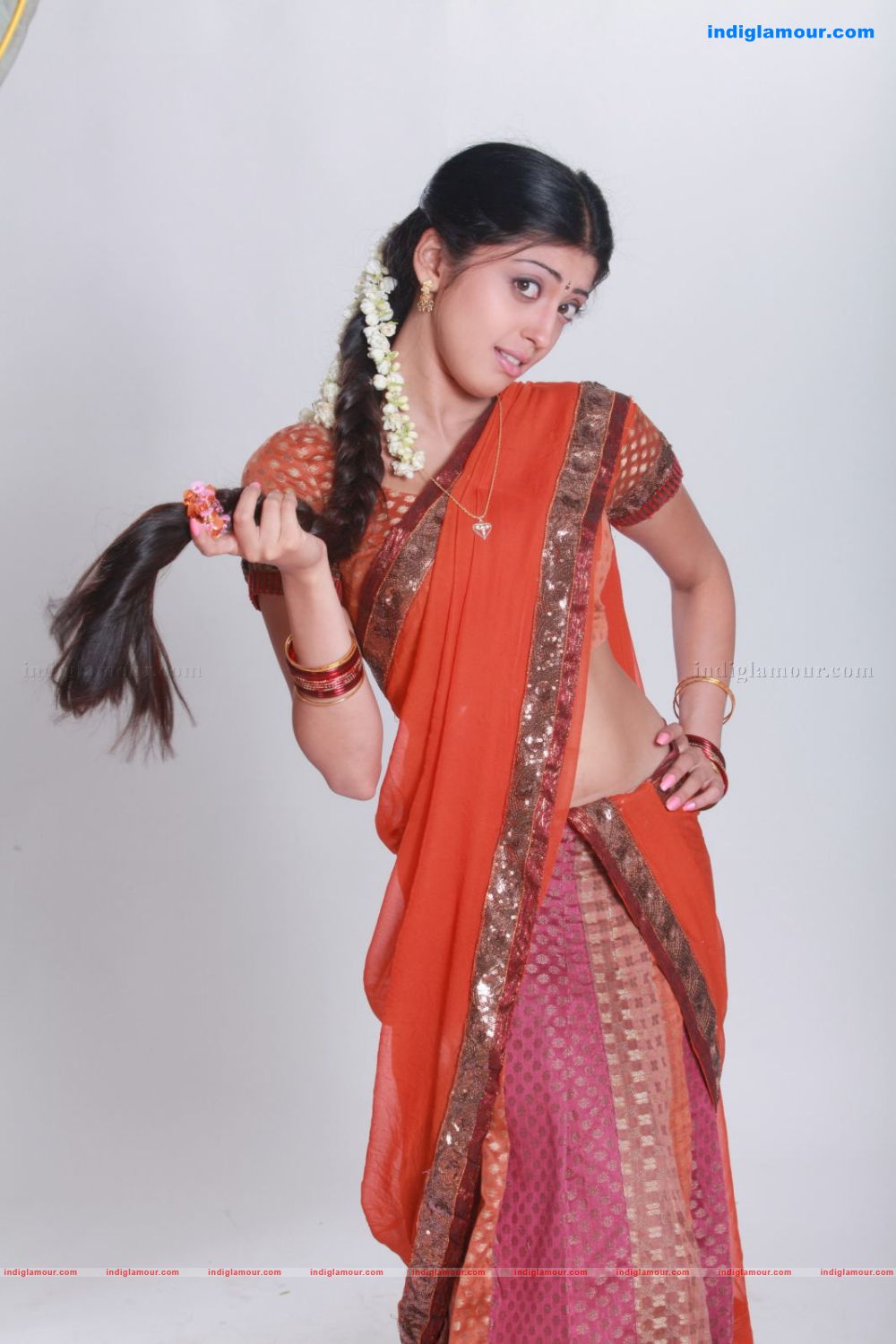 Pranitha Actress hd photo
