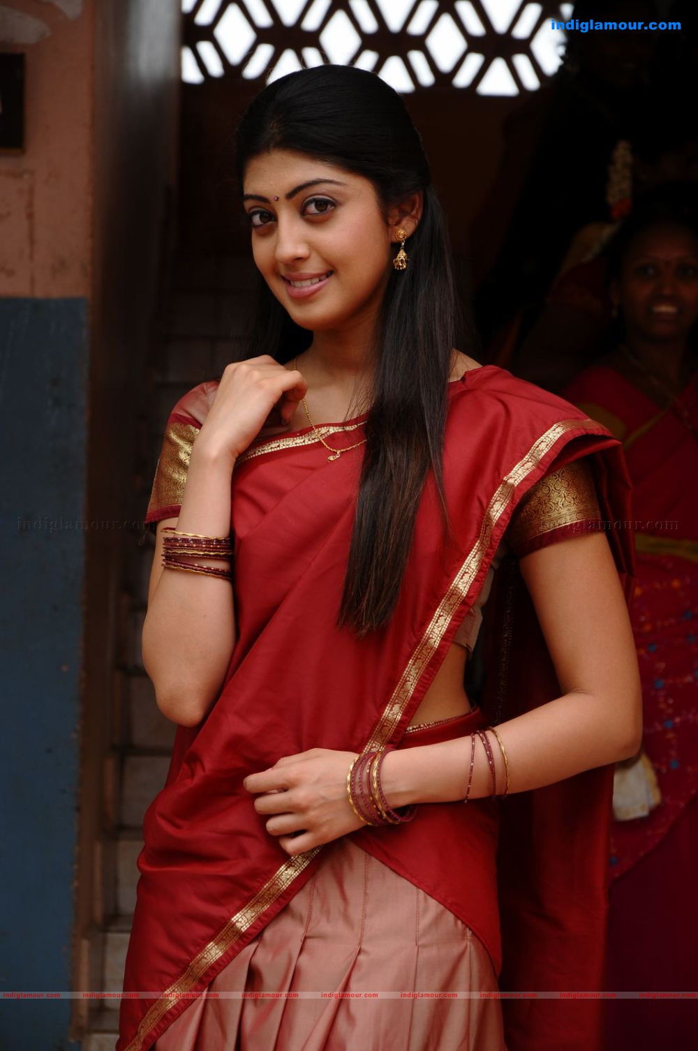 Pranitha Actress hd photo