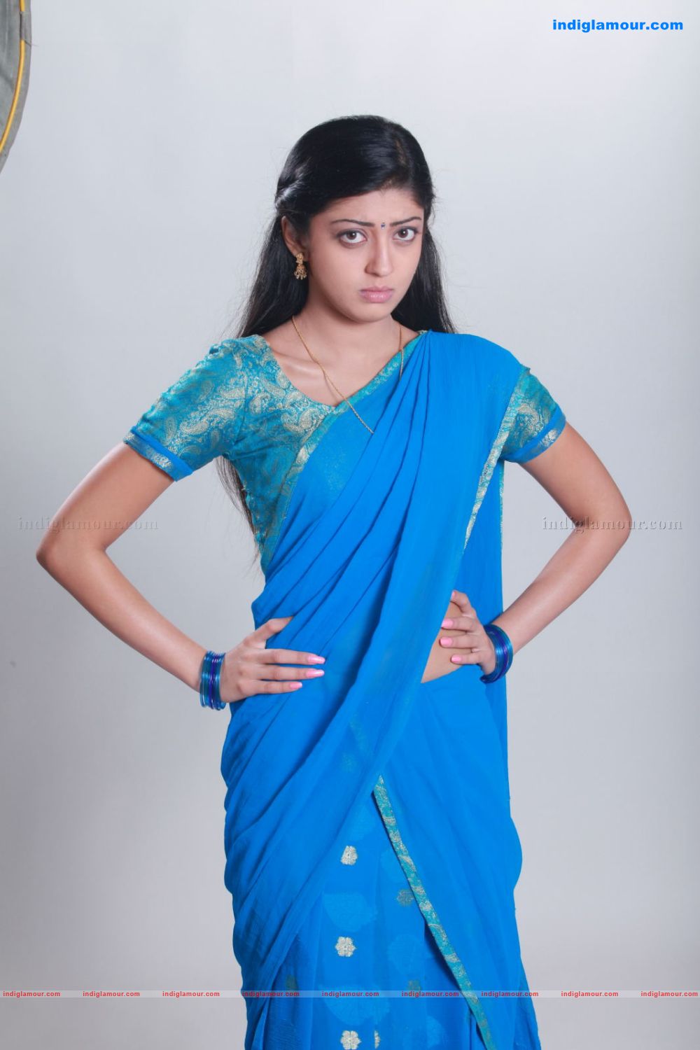 Pranitha Actress hd photo