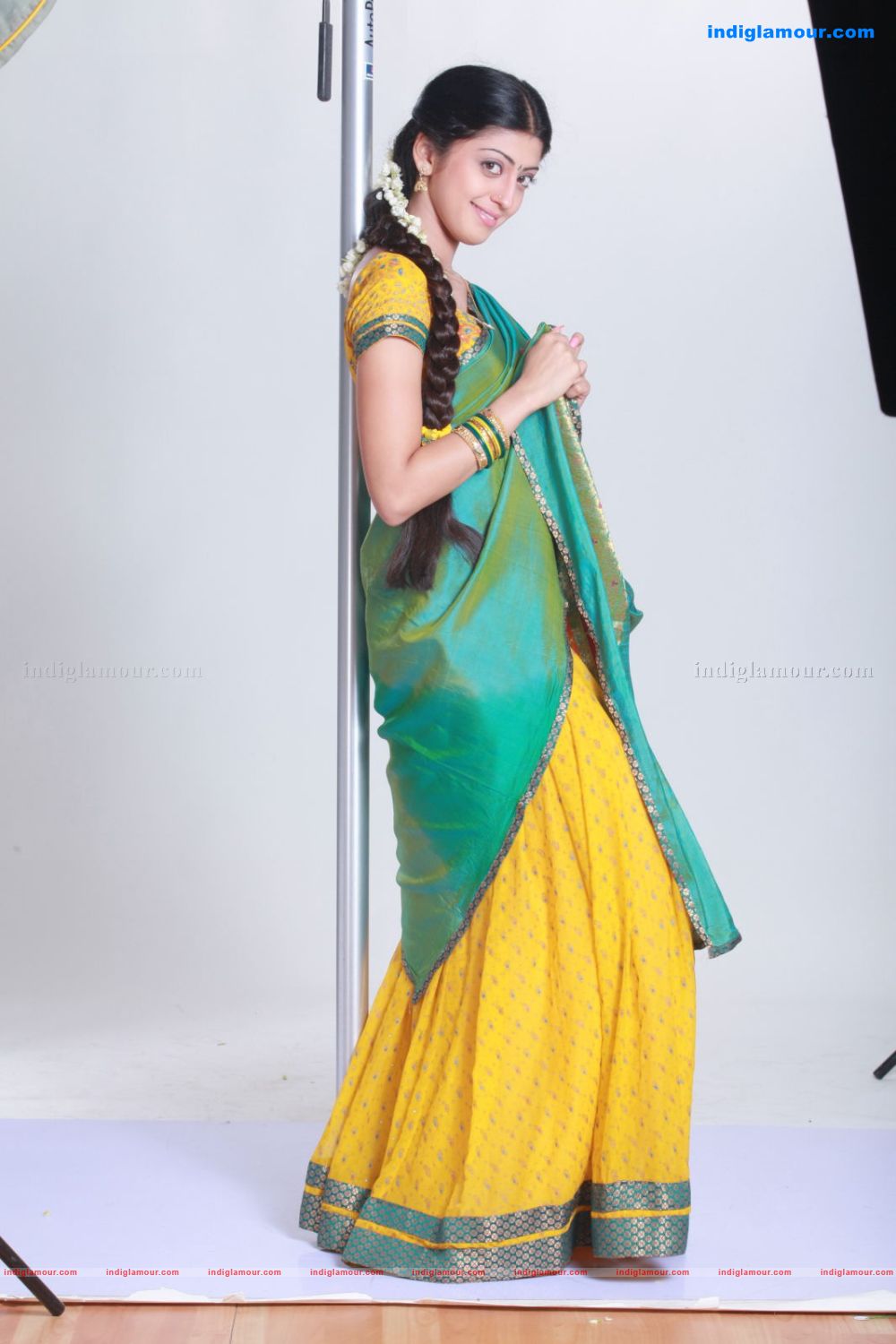 Pranitha Actress hd photo