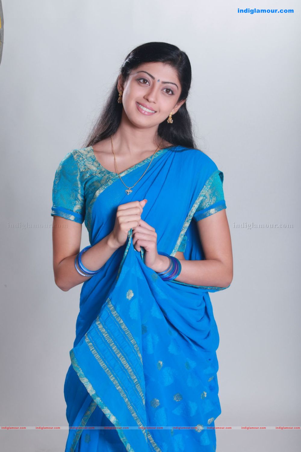 Pranitha Actress hd photo