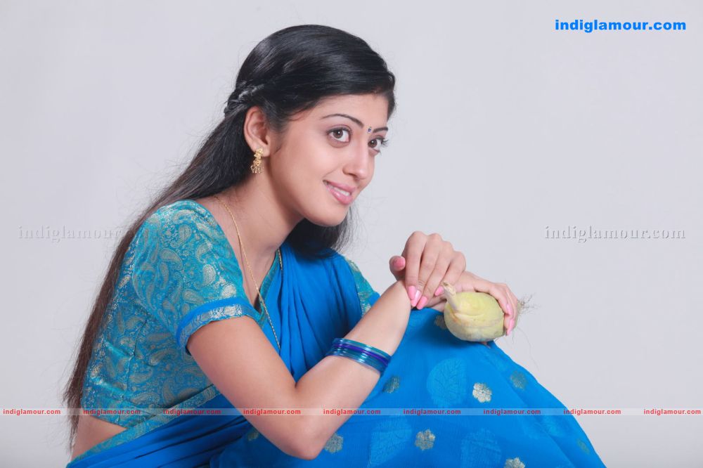 Pranitha Actress hd photo