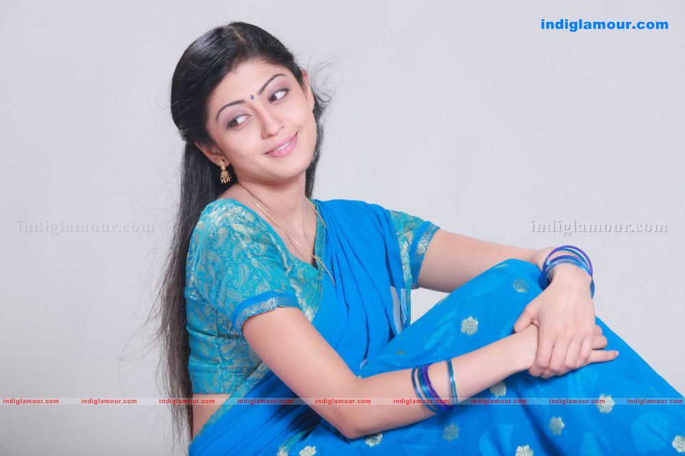 Pranitha Actress hd photo
