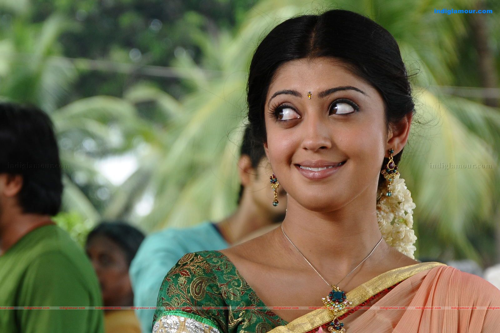 Pranitha Actress hd photo