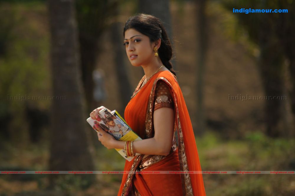 Pranitha Actress hd photo