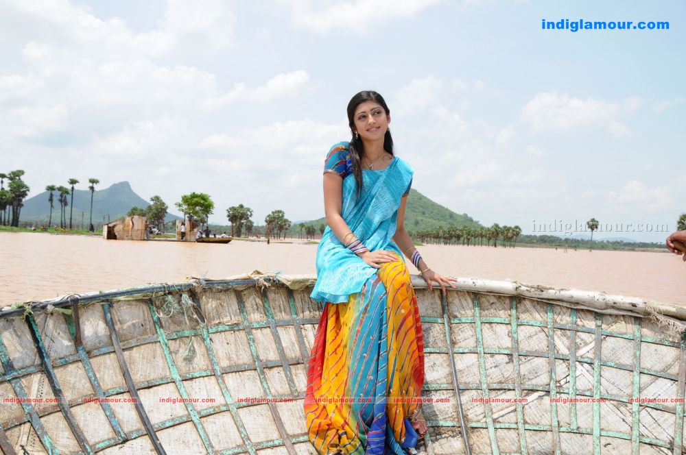 Pranitha Actress hd photo