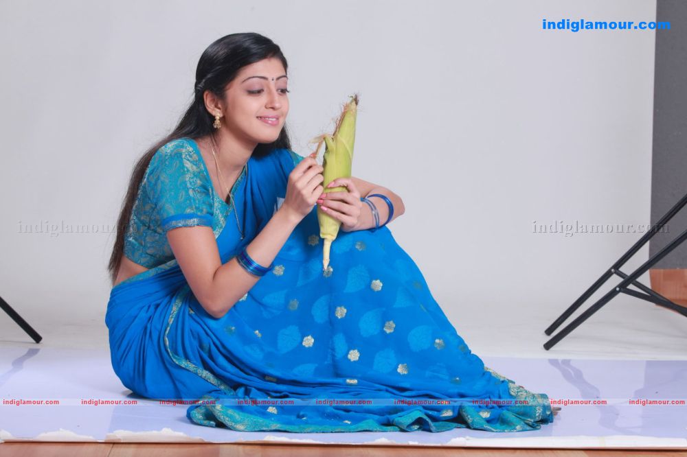 Pranitha Actress hd photo