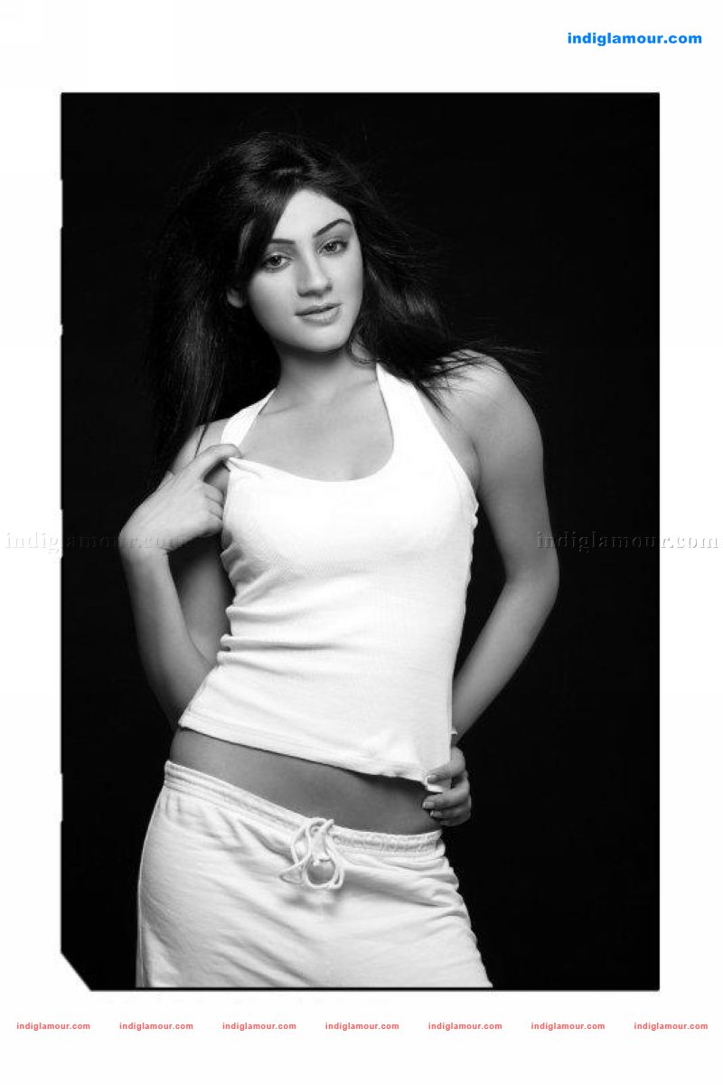 Aanchal Saberwal Actress hd photo