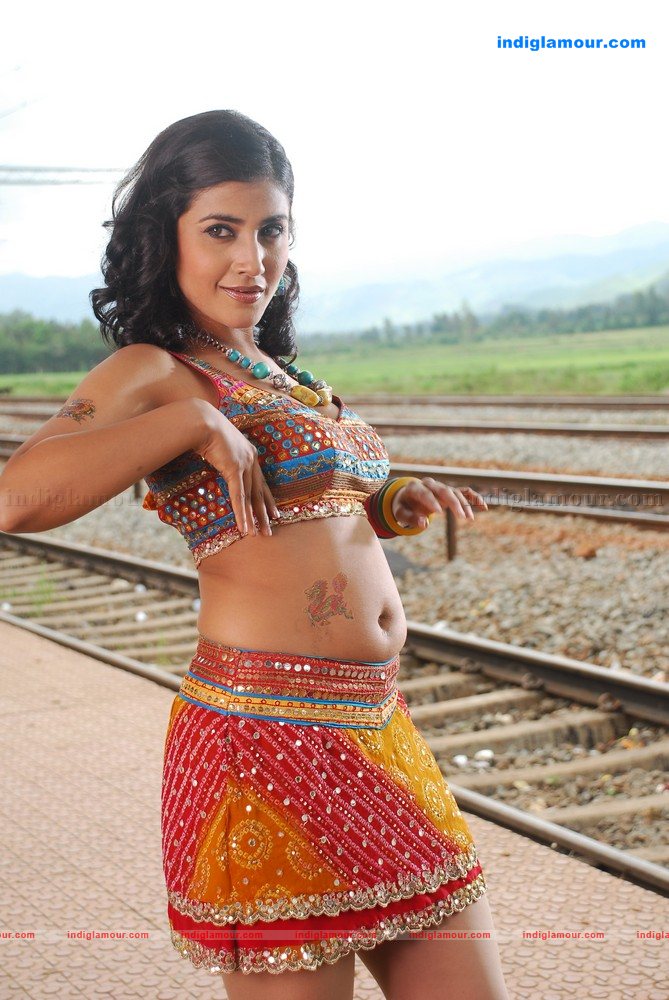 Kausha Actress hd photo