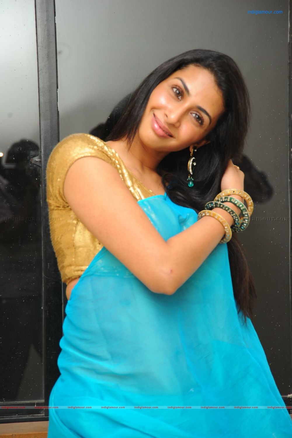Gayatri Iyer Actress hd photo