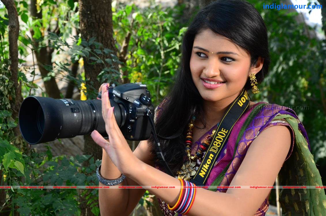 Kowslya Actress hd photo