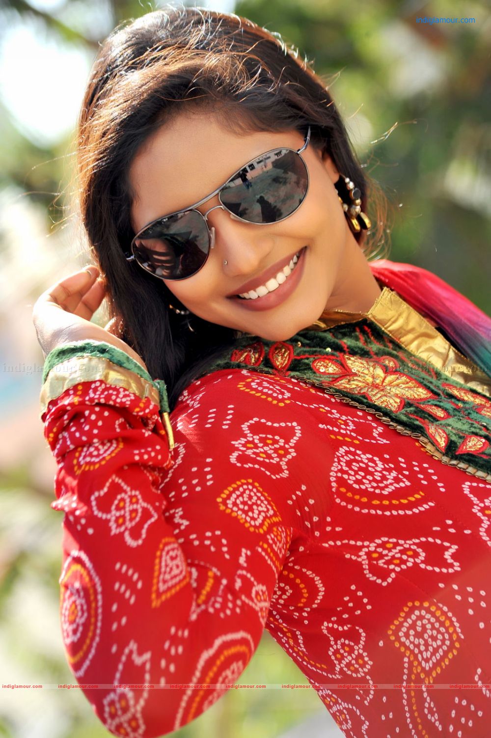 Roja Komaravolu Actress hd photo