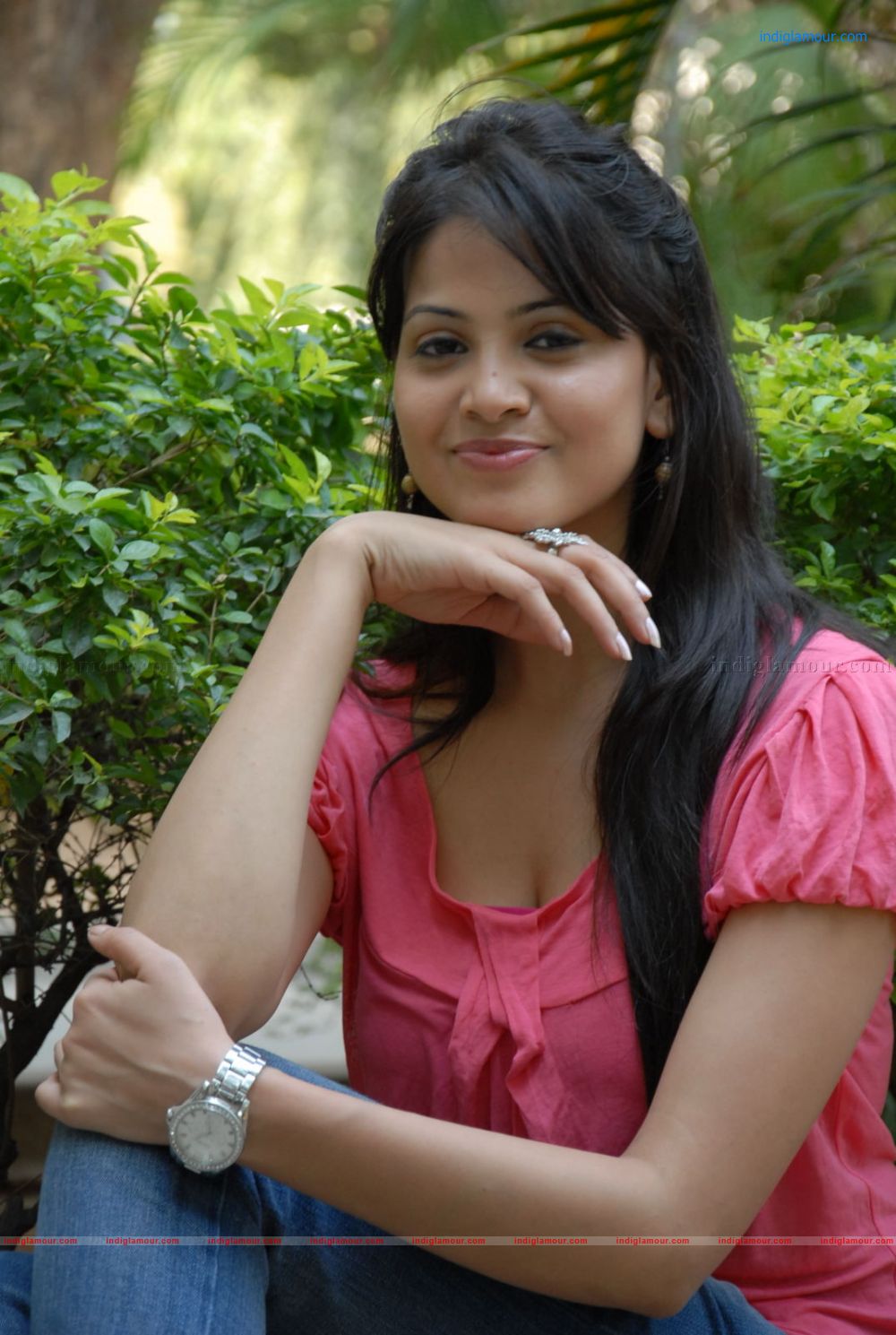 Supriya Shailaja Actress hd photo