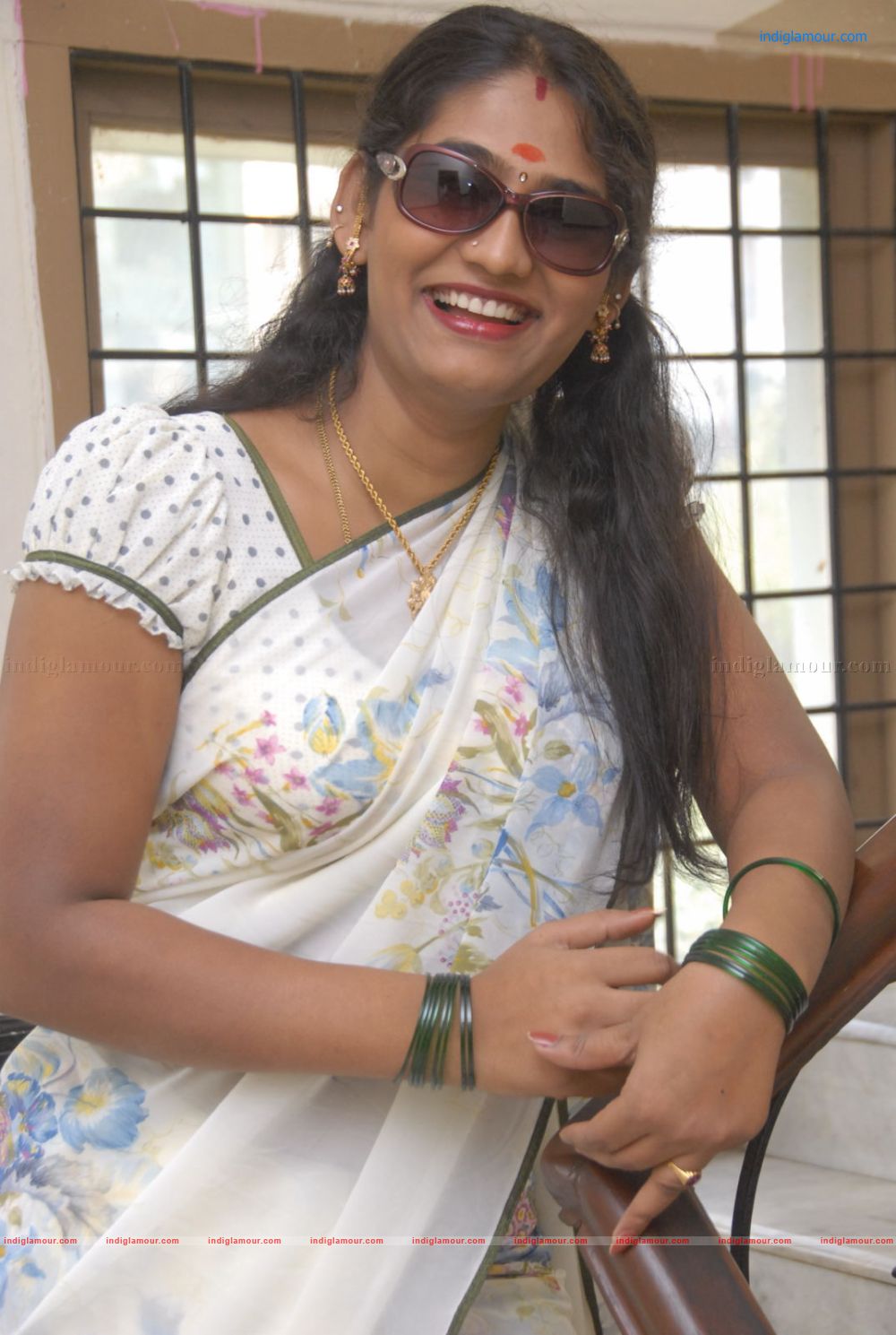 Syamala Actress hd photo