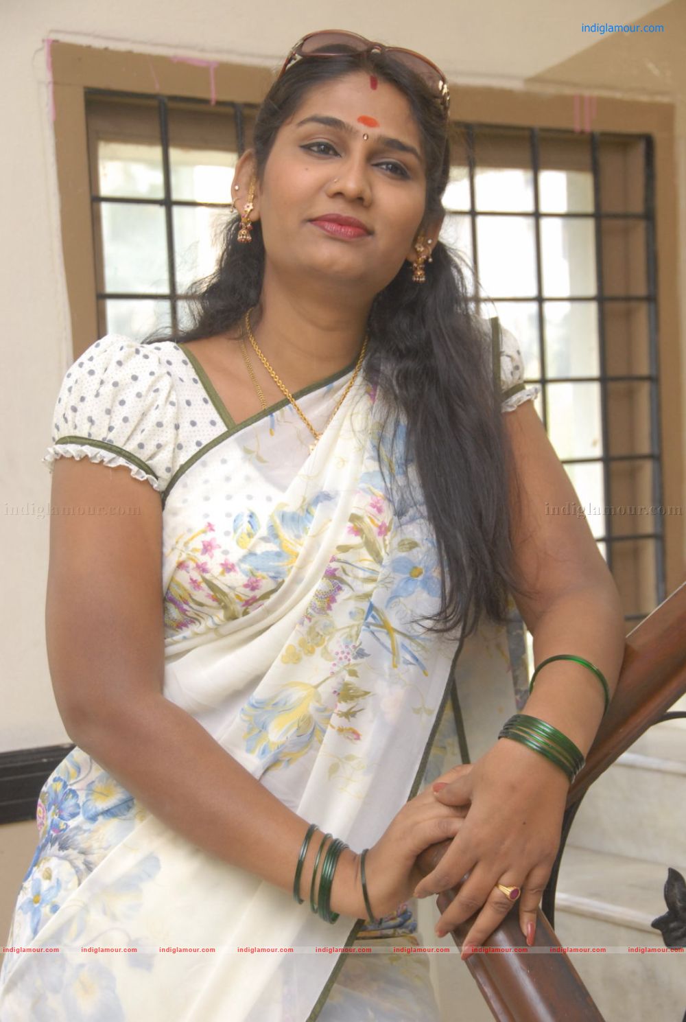 Syamala Actress hd photo