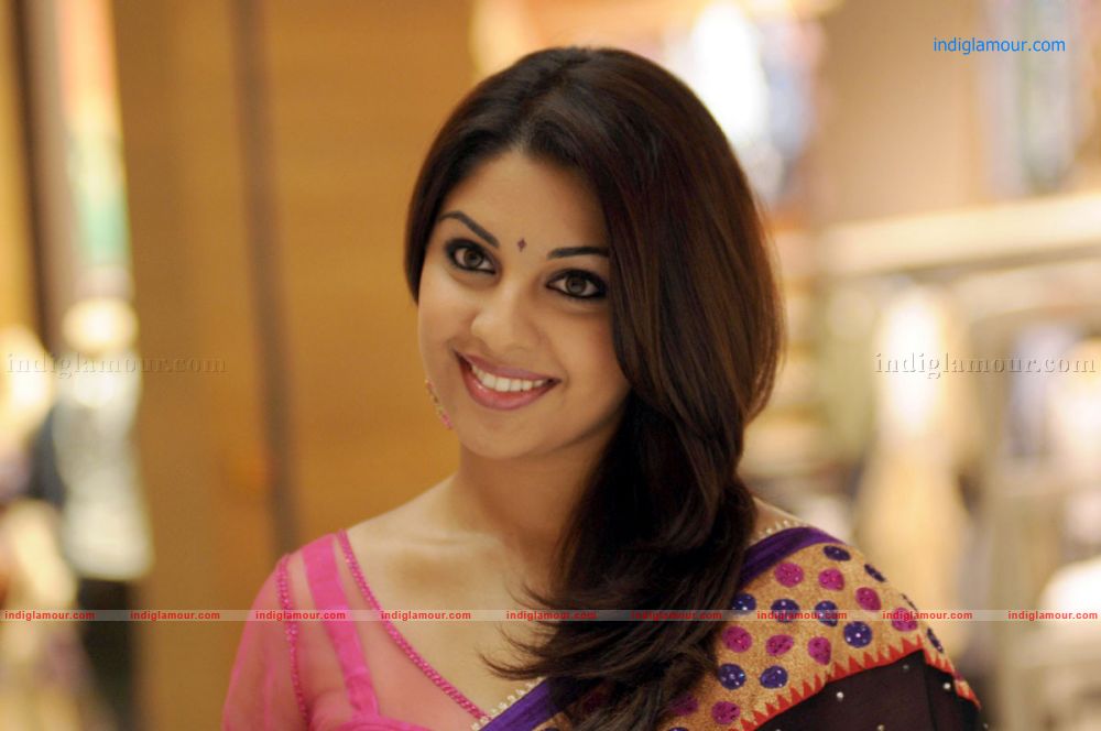 Richa Gangopadhyay Actress hd photo