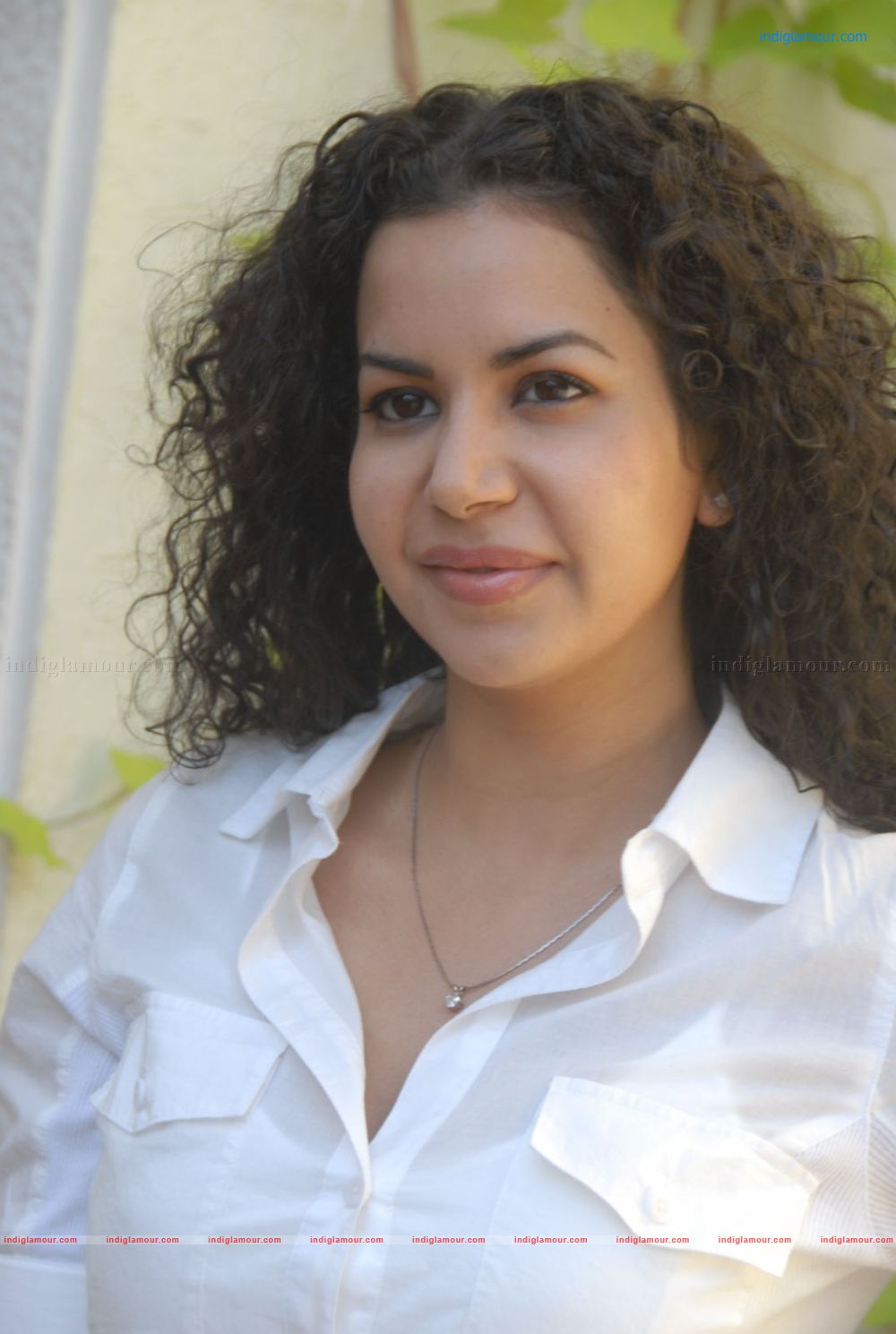 Ayesha Shiva Actress hd photo