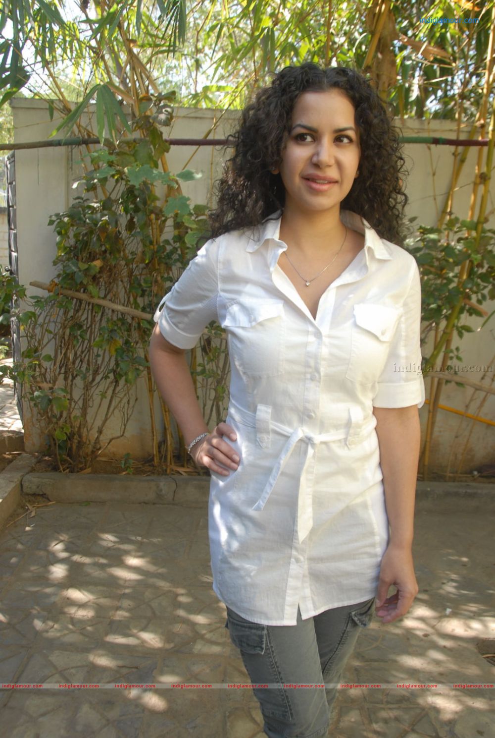 Ayesha Shiva Actress hd photo