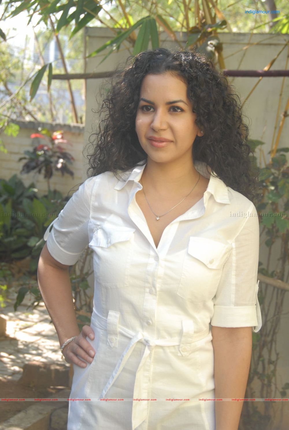 Ayesha Shiva Actress hd photo