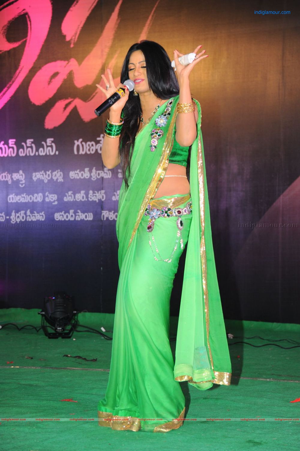 Udaya Bhanu Actress hd photo