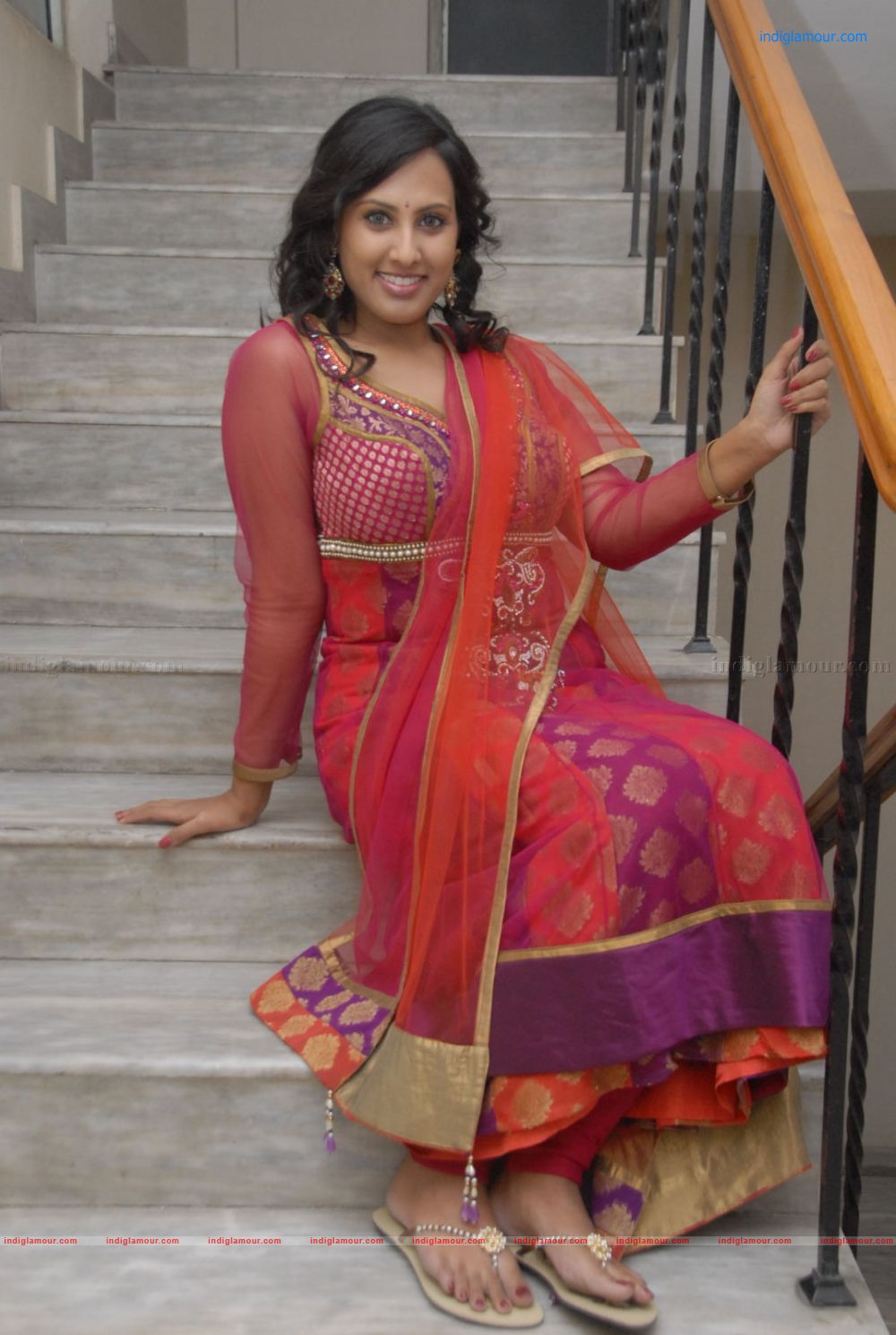 Raajitha Reddy Actress hd photo