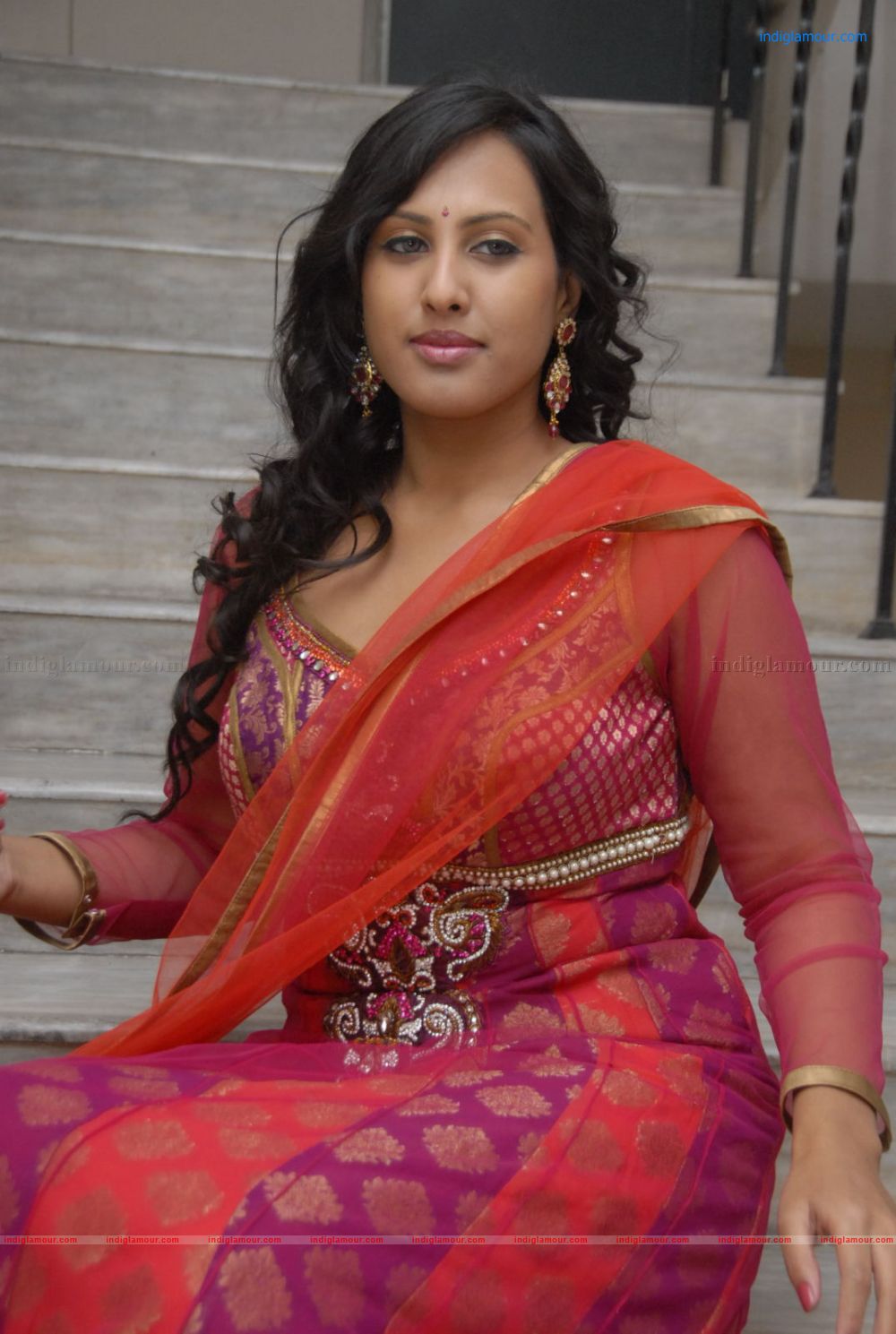Raajitha Reddy Actress hd photo
