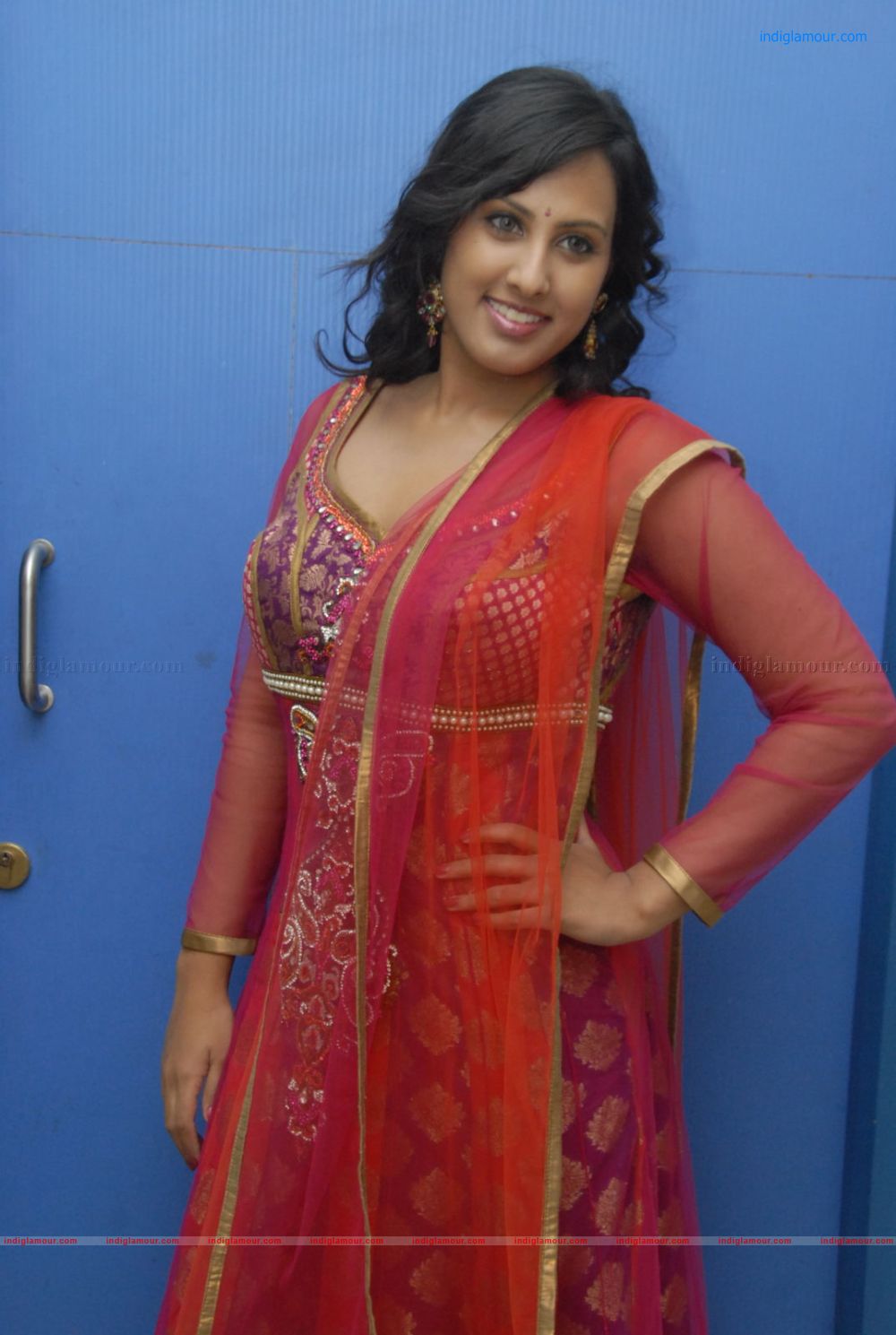 Raajitha Reddy Actress hd photo