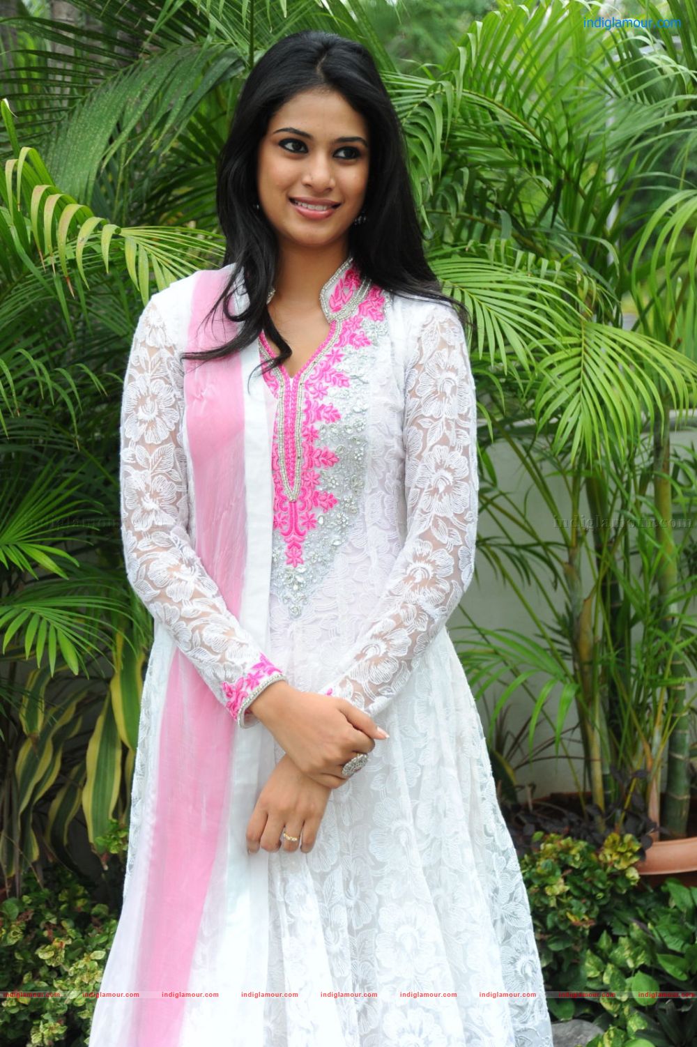 Zara Actress hd photo