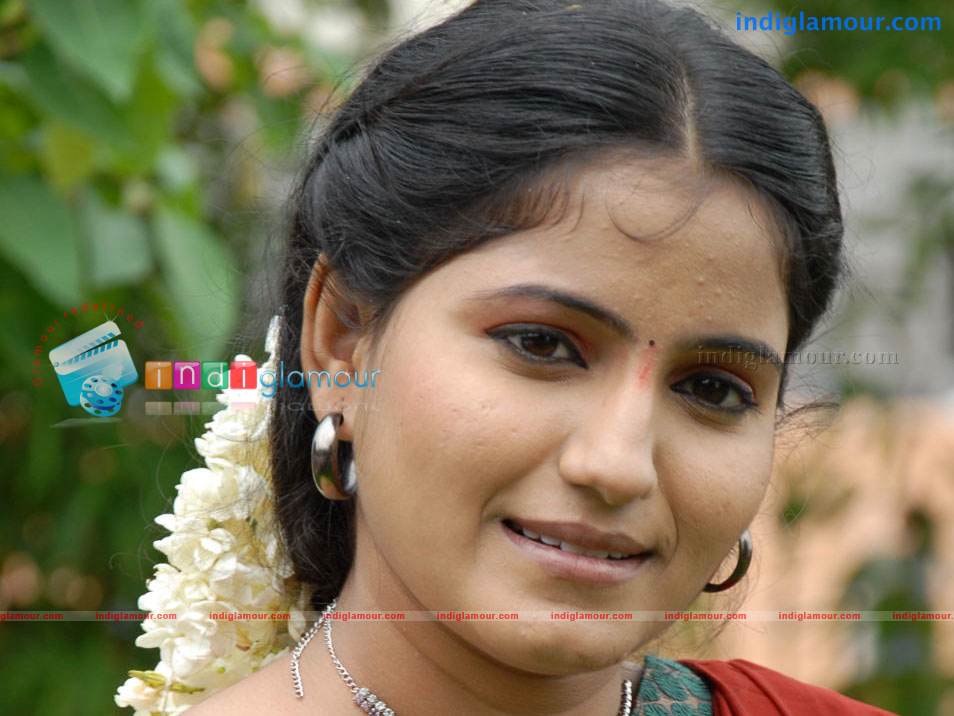 Anusha Actress hd photo