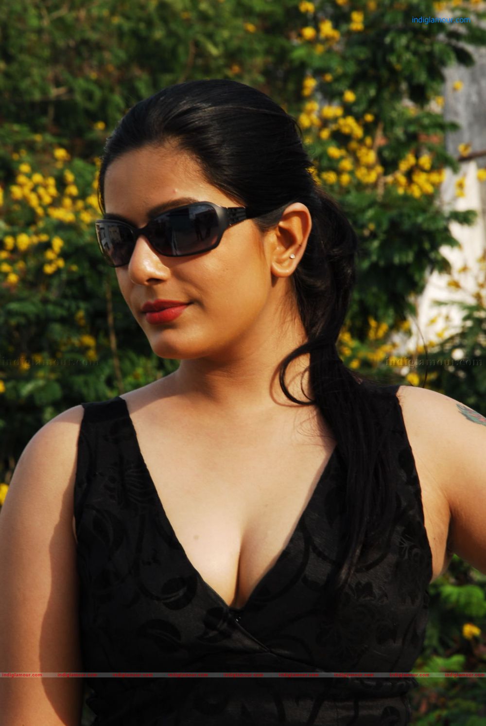Reva Actress hd photo