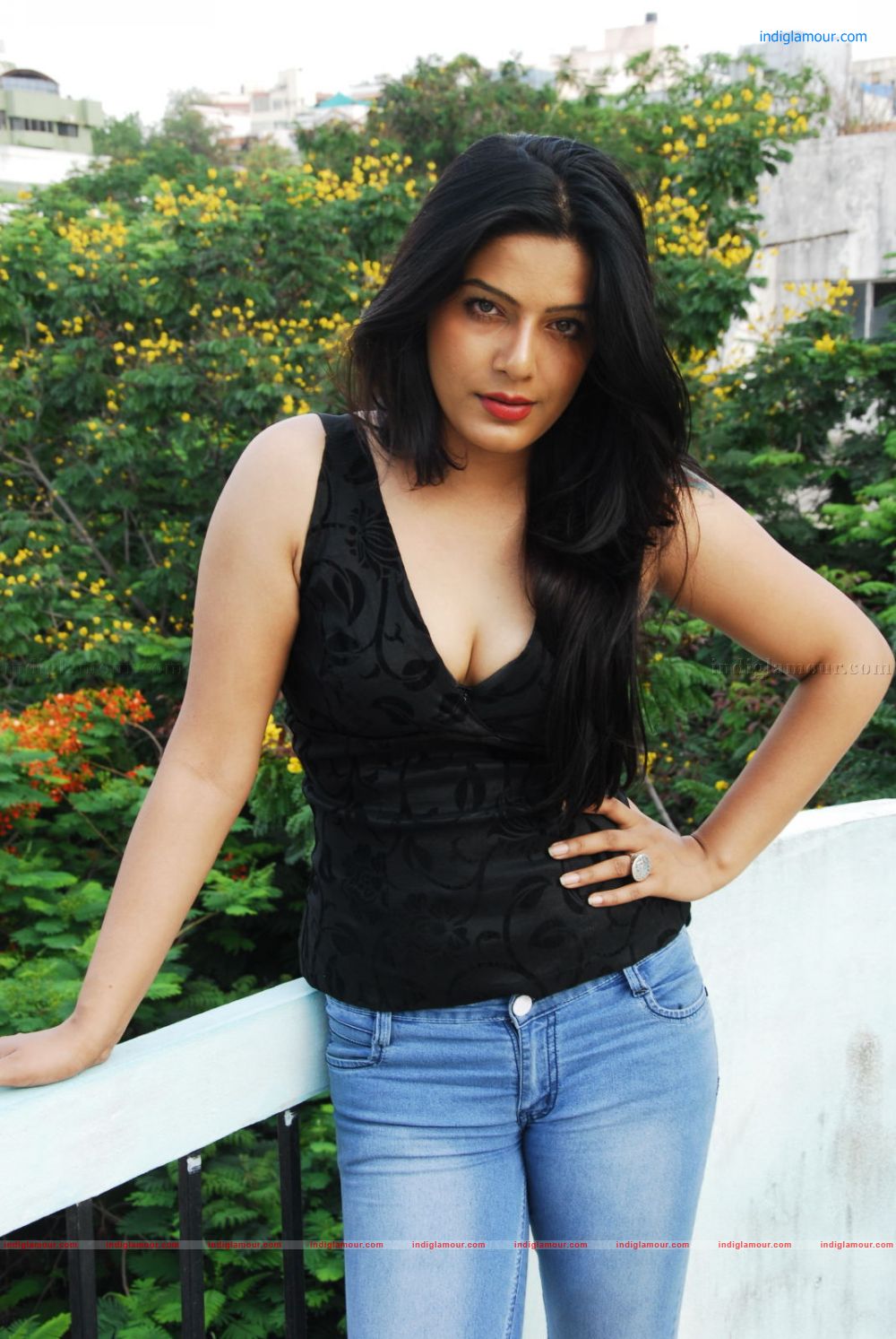 Reva Actress hd photo