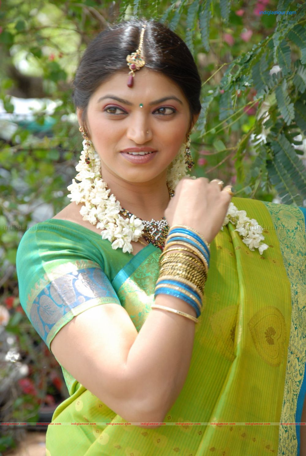 Keerthi Naidu Actress hd photo