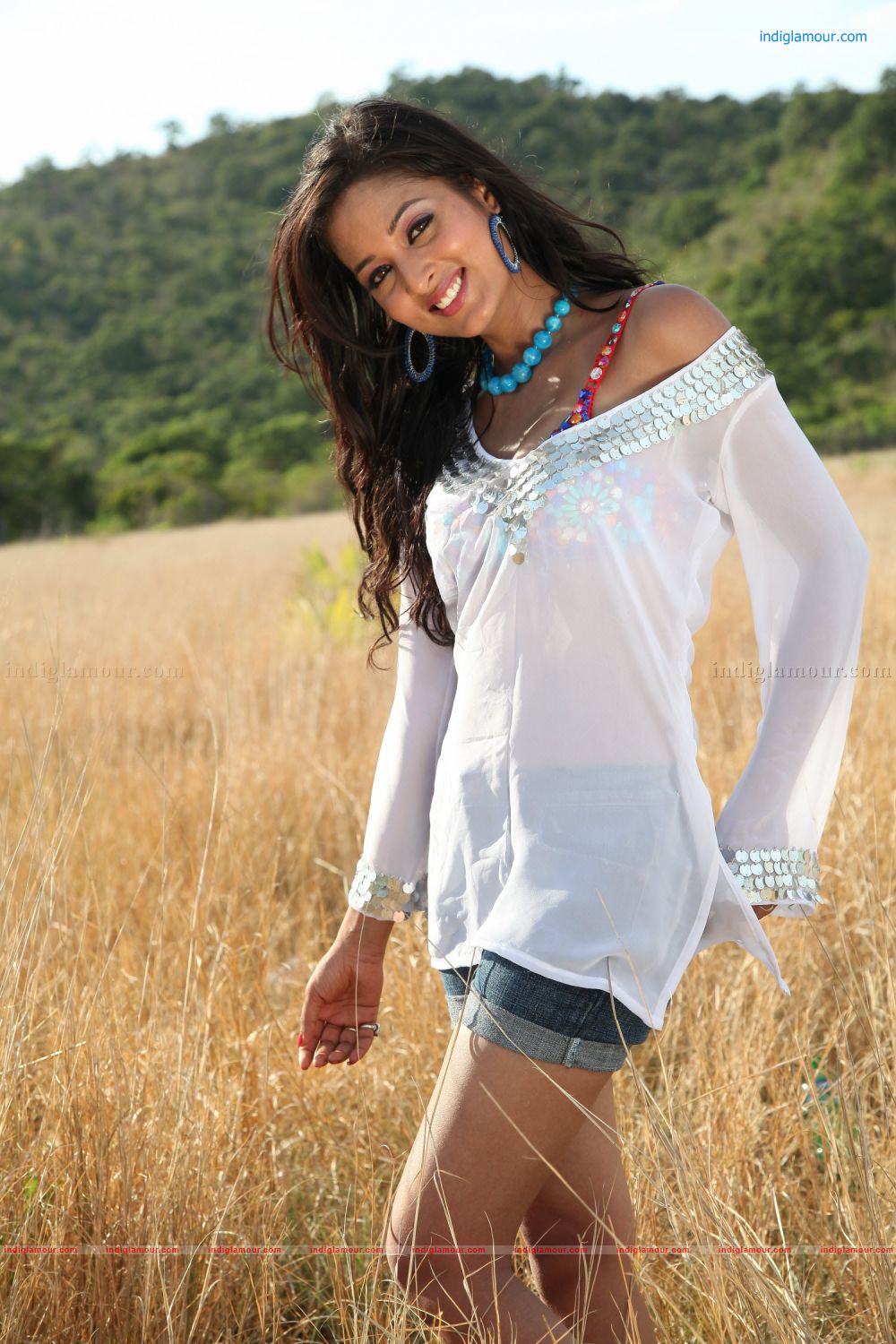 Vidisha Actress hd photo