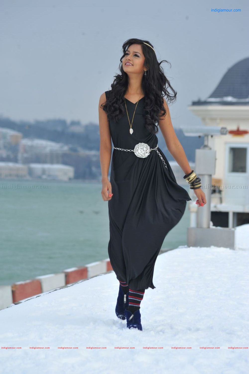 Shanvi Actress hd photo