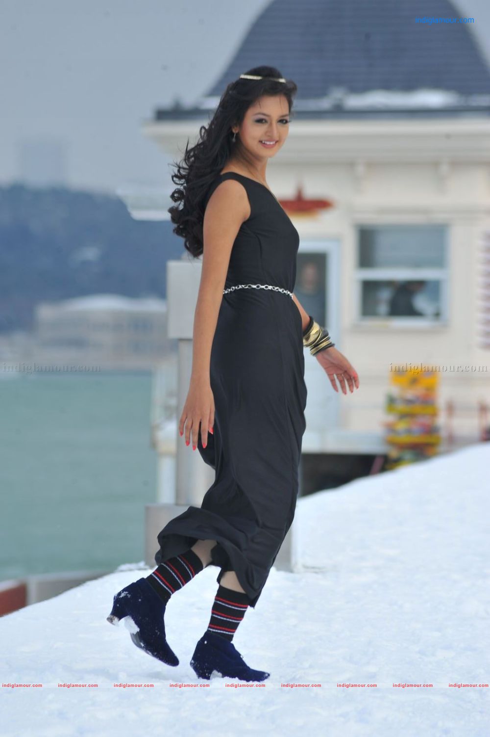 Shanvi Actress hd photo