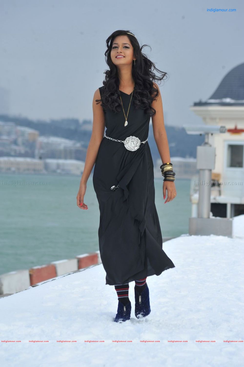 Shanvi Actress hd photo