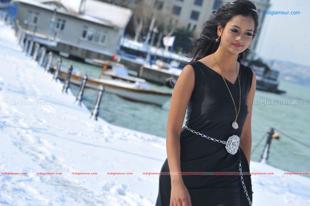 Shanvi Actress hd photo